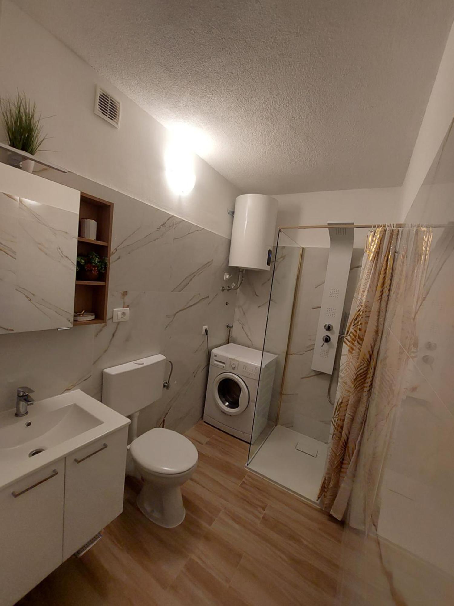 Apartman Golden Star สปลิท ภายนอก รูปภาพ